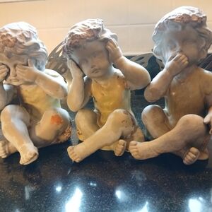 Charming Cherub Figurines Set - Cream and Tan
